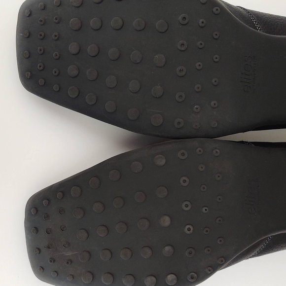 Black loafers with white contrast stitching 11 W - Picture 7 of 10